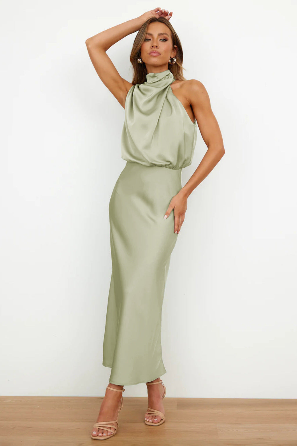 Verona – Vestido Elegante de Espalda Descubierta