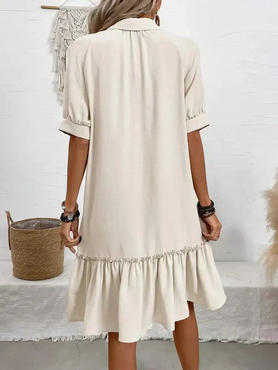Diana – Vestido con Volantes y Botonadura Frontal