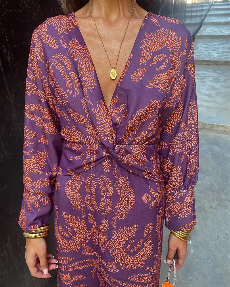 AKIRA– VESTIDO ELEGANTE DE ESCOTE EN V