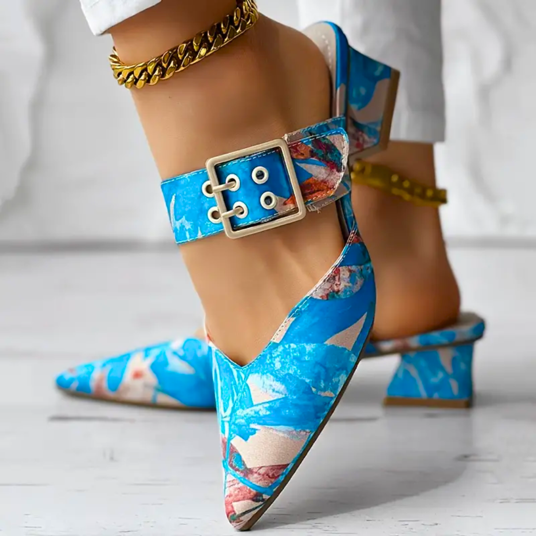 Floral Heel – Tacones con estampado floral y estilo vibrante