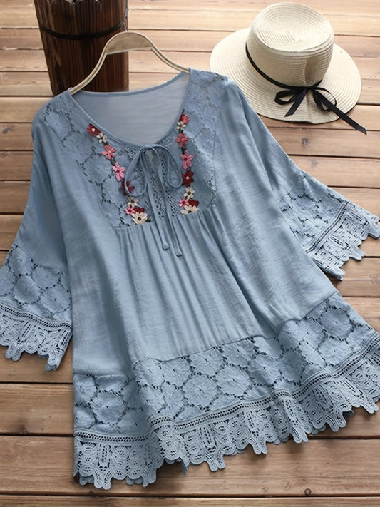 Elegant Lace – Blusa con encaje Patchwork y cuello en V