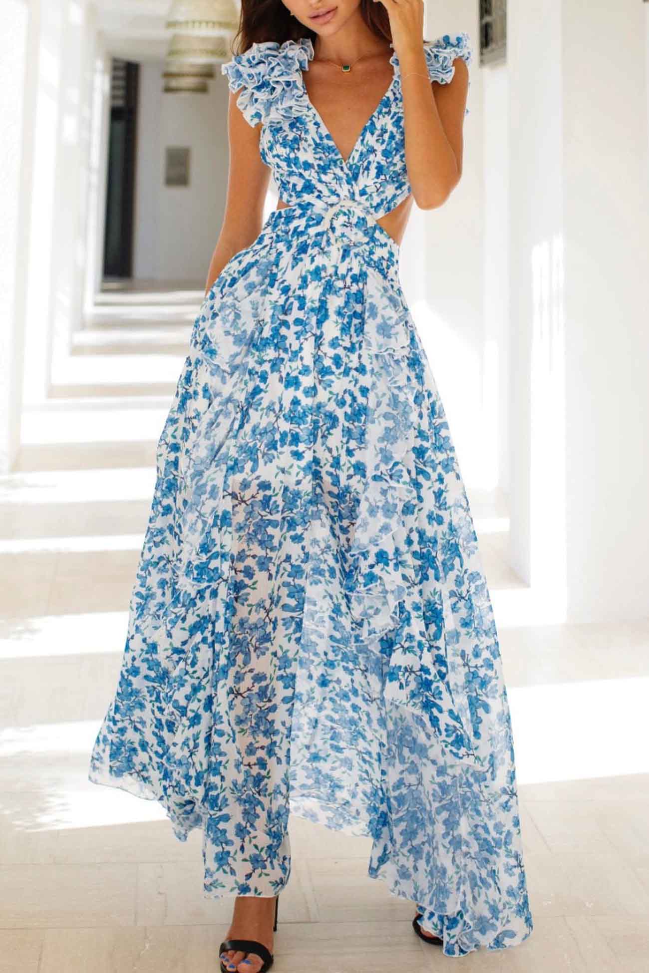 Etoile – Vestido Largo con Aberturas y Mangas Volantes