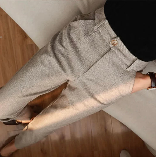 PANTALÓN ENTALLADO n.61384