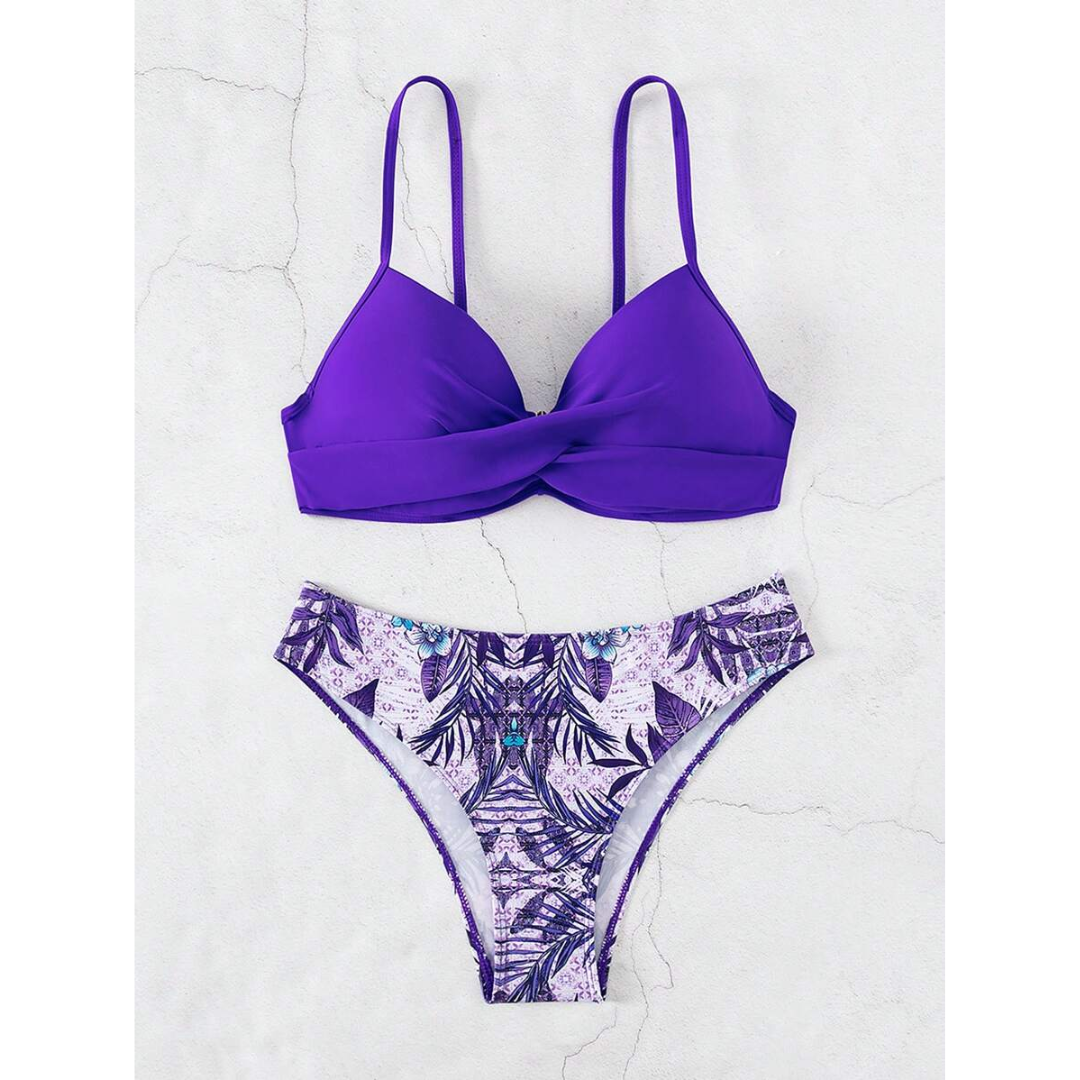 Tropical Temptation – Bikini tropical con diseño elegante y copa con aro