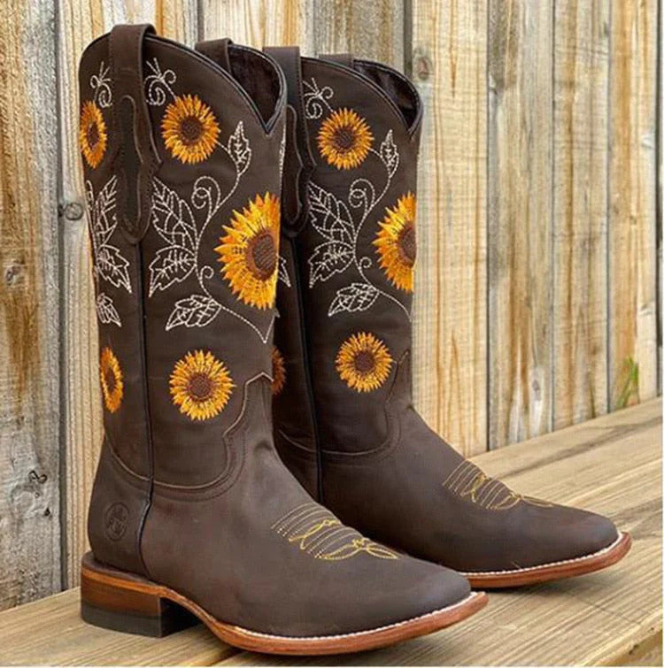 HEZA | BOTAS WESTERN CON BORDADO FLORAL