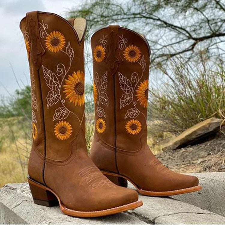 HEZA | BOTAS WESTERN CON BORDADO FLORAL