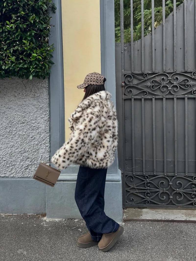Velvet – Chaqueta de pelo sintético con estampado felino