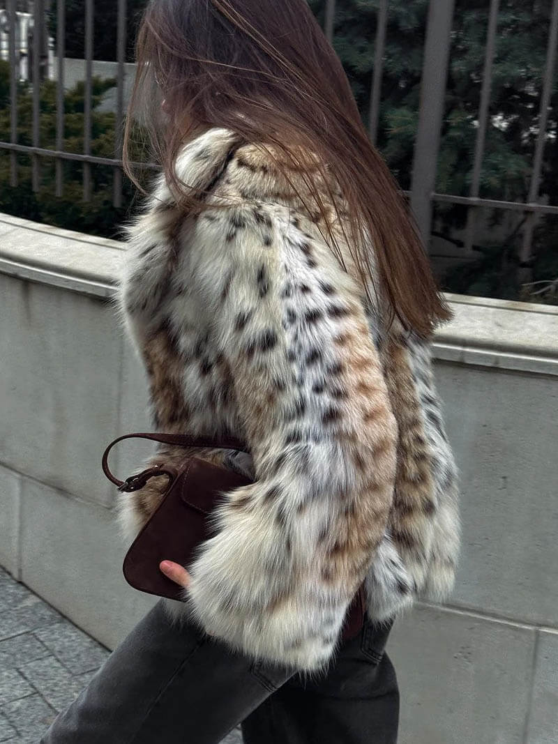 Velvet – Chaqueta de pelo sintético con estampado felino