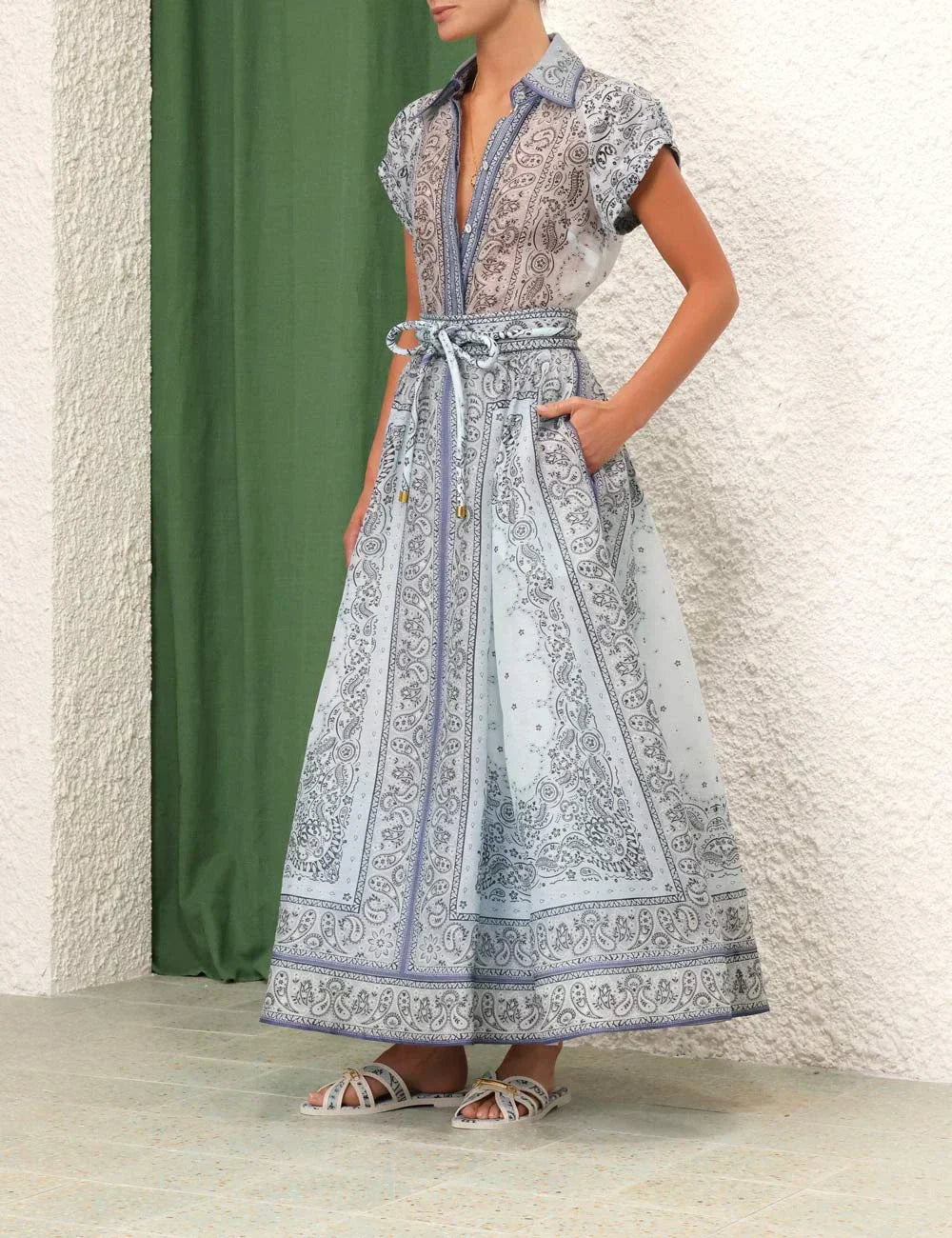 LUCIA – CONJUNTO ELEGANTE