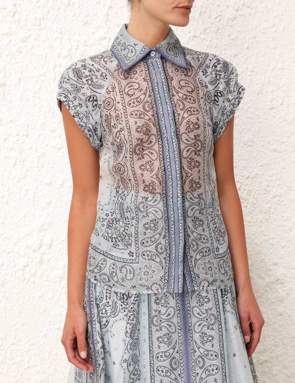 LUCIA – CONJUNTO ELEGANTE