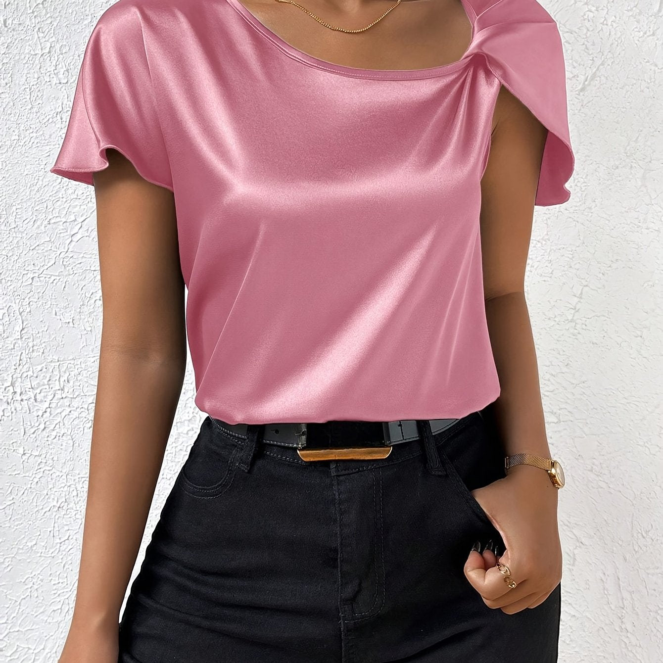 Sophie – Top Elegante con Detalle Único en los Hombros