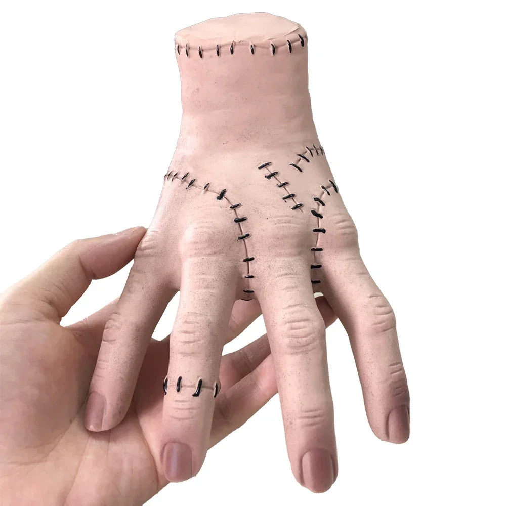 COSA | MANO DE LA FAMILIA ADDAMS w.92764