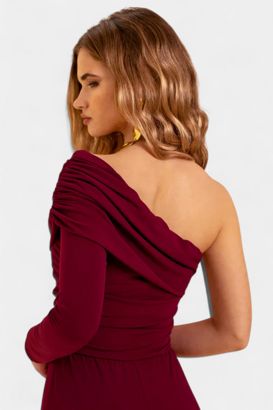 MONO ELEGANTE ESCOTE ASIMÉTRICO