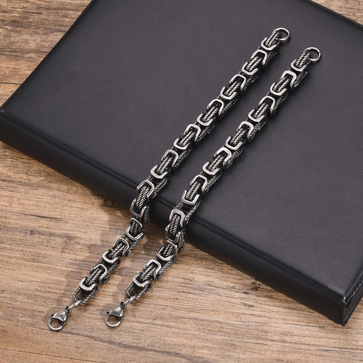 Brazalete Guerrero™ | Fuerza, estilo y carácter masculino