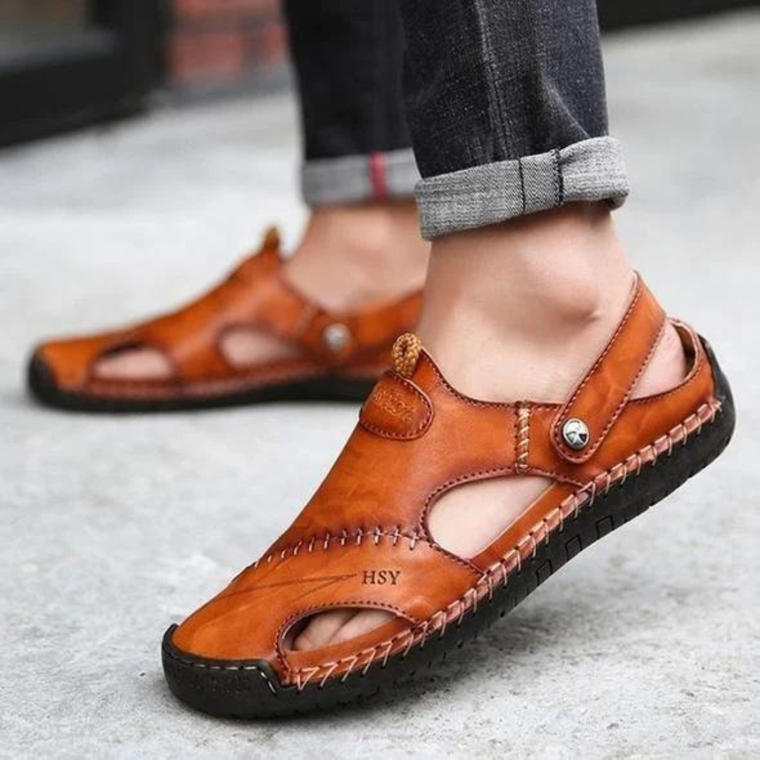 Taurus – Sandalias cerradas de piel suave y transpirable para hombre
