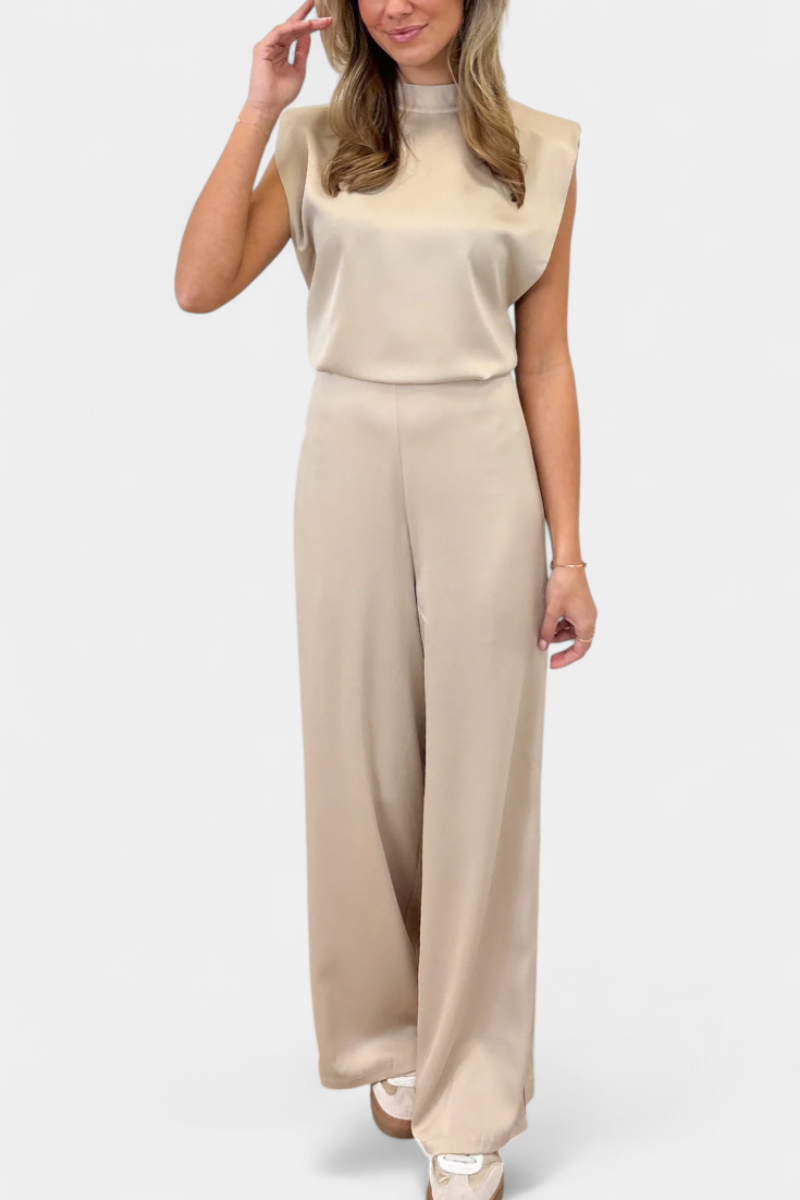 MONO ELEGANTE CON ESPALDA DESCUBIERTA n.02647