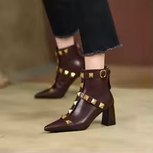 BOTINES DE TACÓN GRUESO DE CUERO n.71502