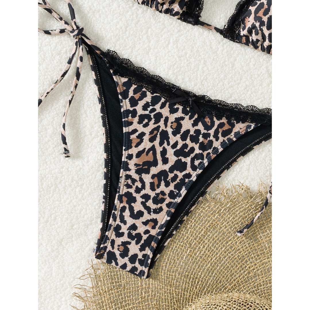 Midnight Safari – Bikini con estampado animal y detalles en encaje