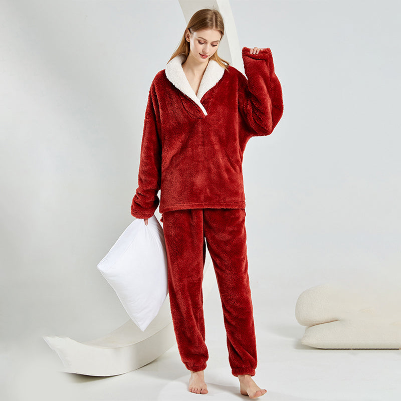 PIJAMA DE FELPA n.384921
