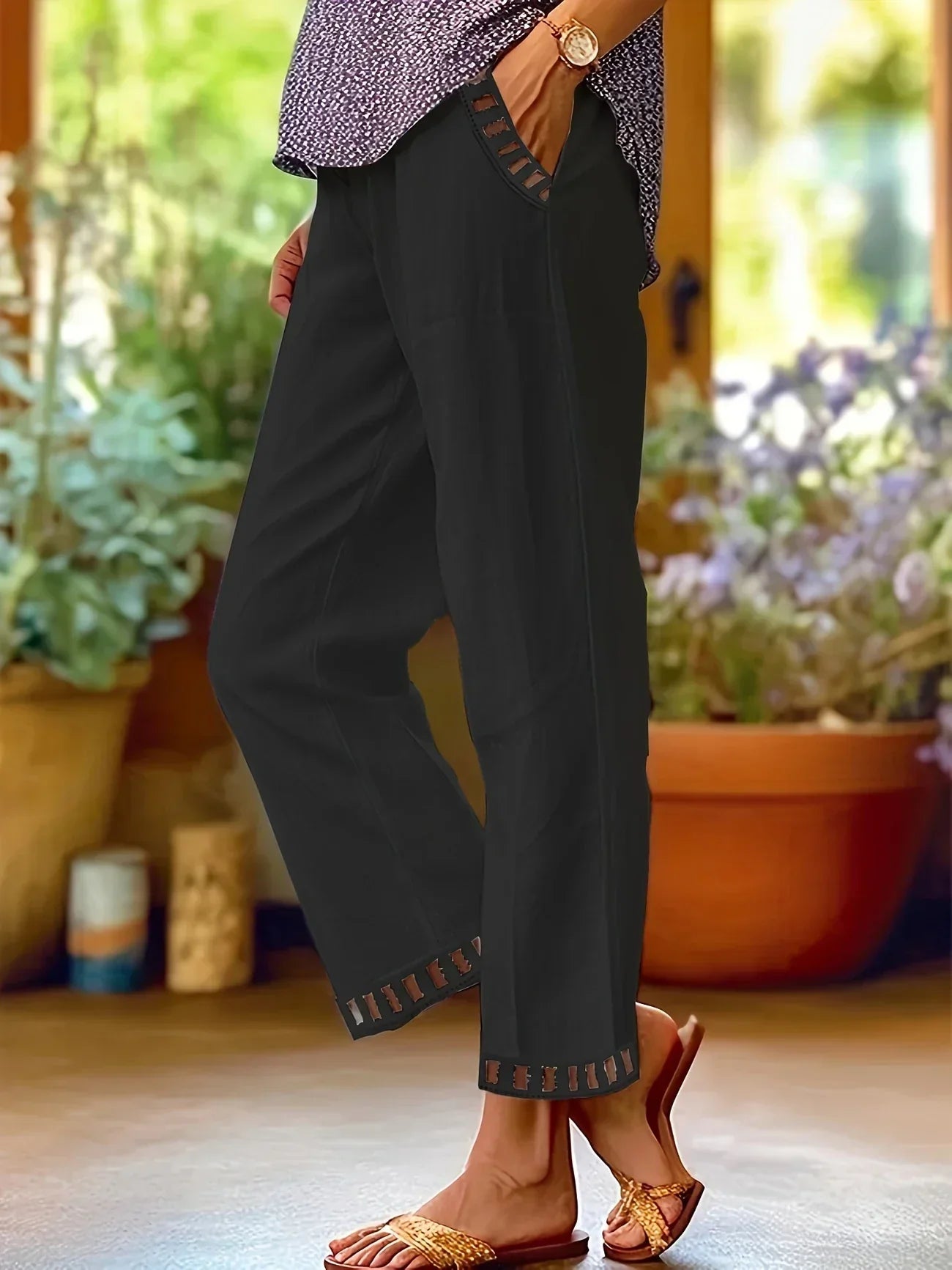 Clara – Pantalones Cropped con Ribete en Contraste