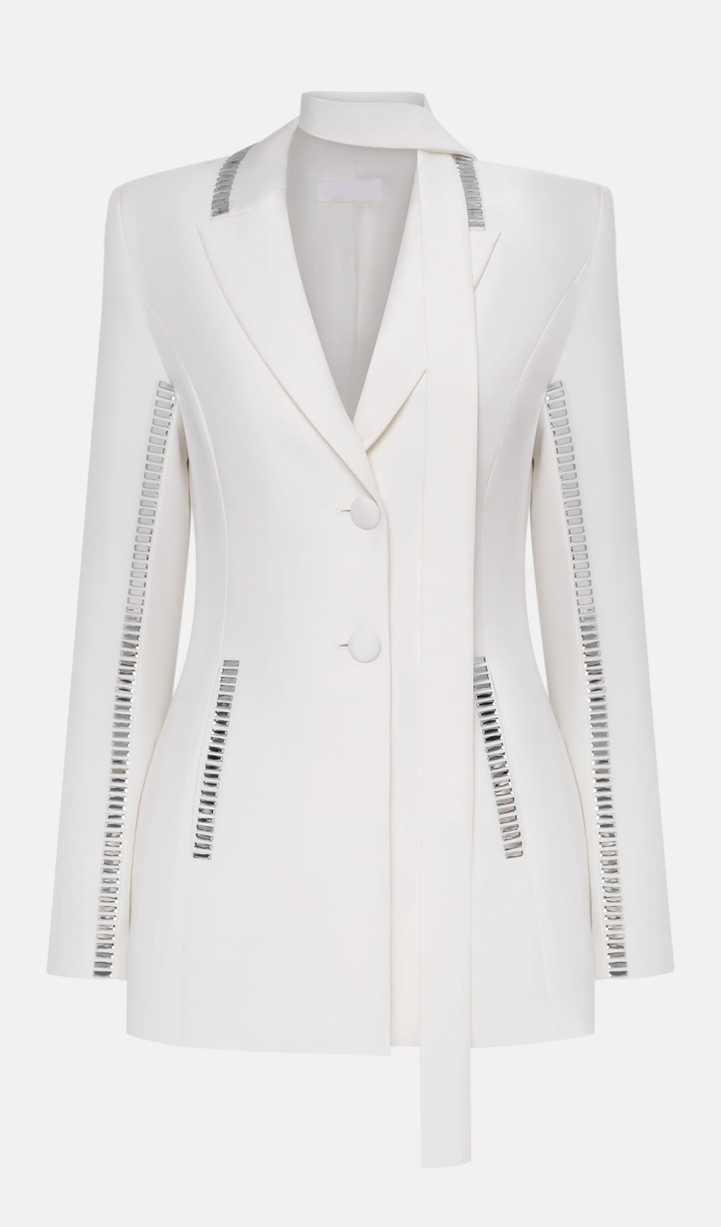 BLAZER ENTALLADO CON ADORNOS METÁLICOS