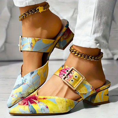 Floral Heel – Tacones con estampado floral y estilo vibrante