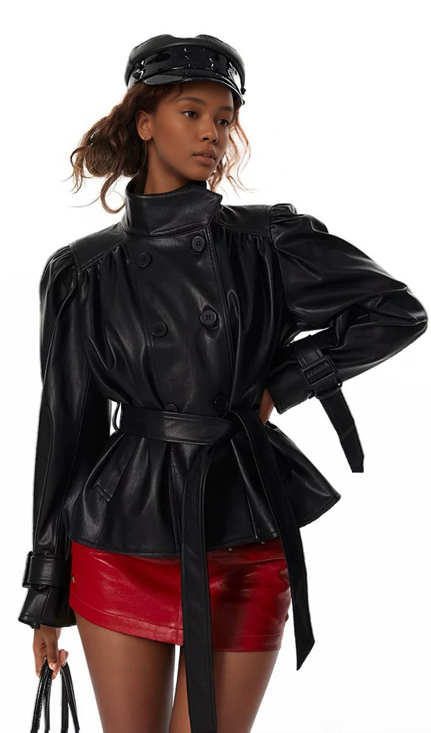CHAQUETA DE CUERO PLISADA CON CUELLO ALTO