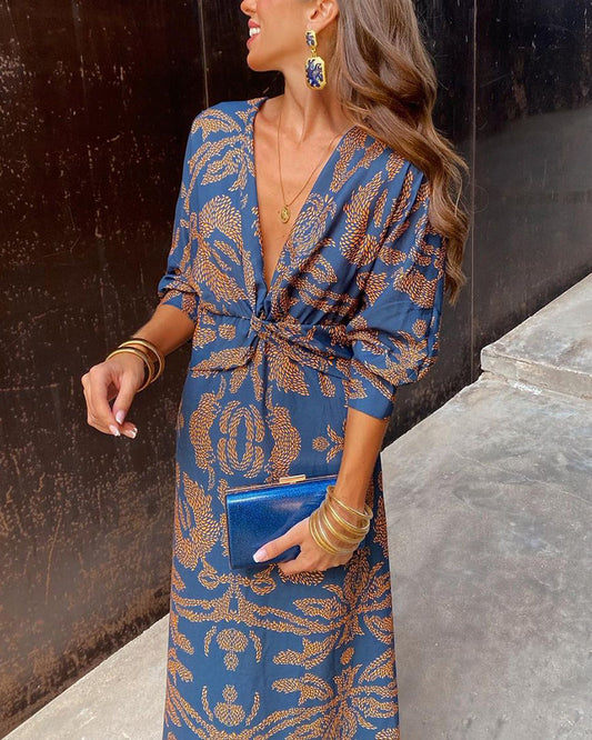 AKIRA– VESTIDO ELEGANTE DE ESCOTE EN V