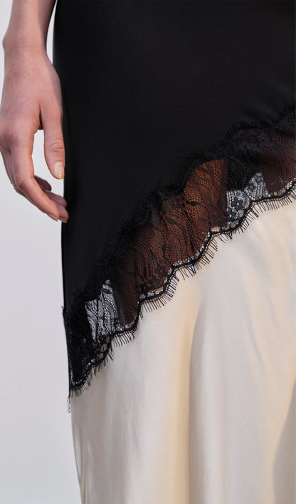 VESTIDO LARGO CON ENCAJE