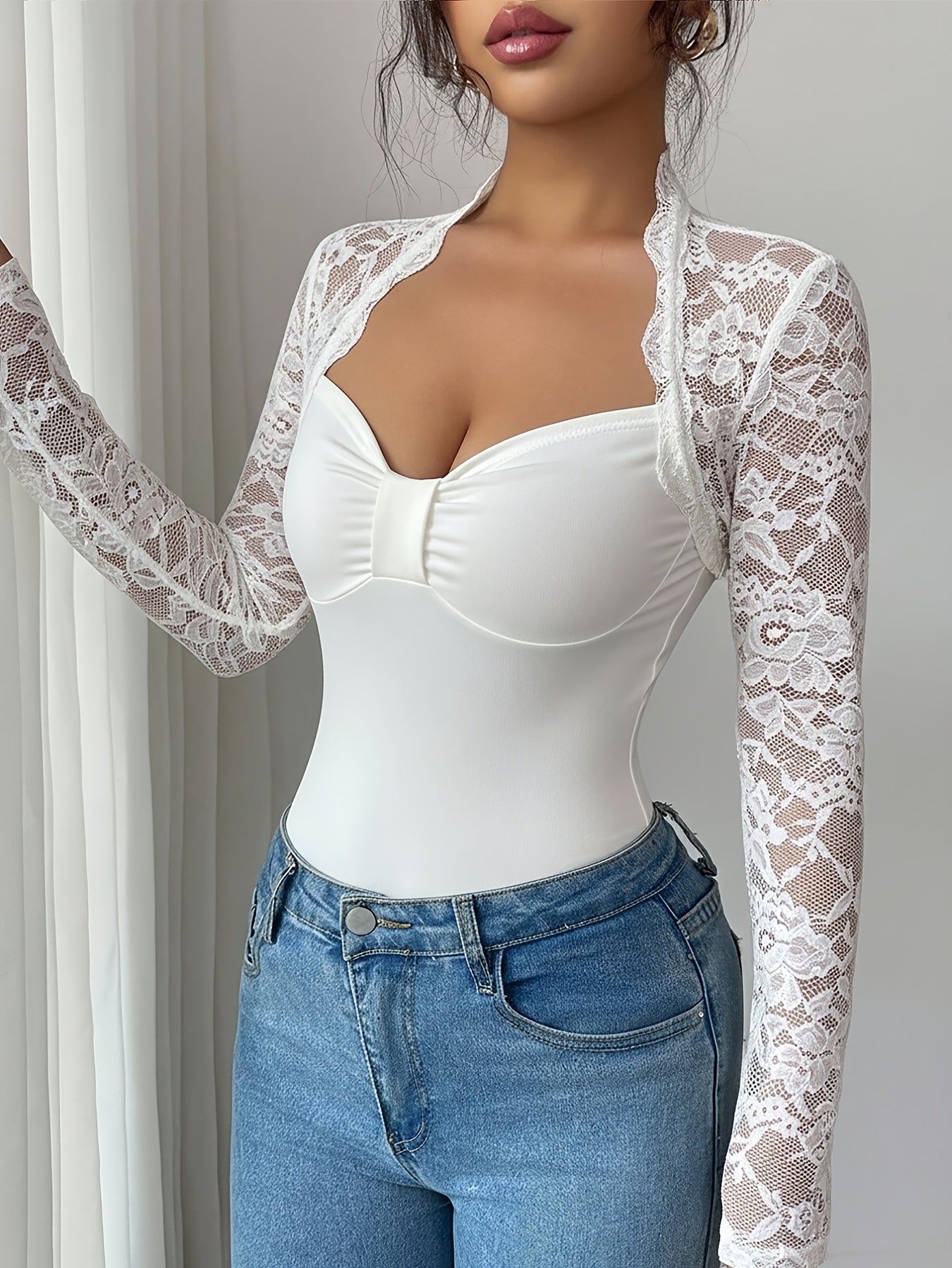 CALYPSA | TOP DE ENCAJE ESCOTE CORAZÓN