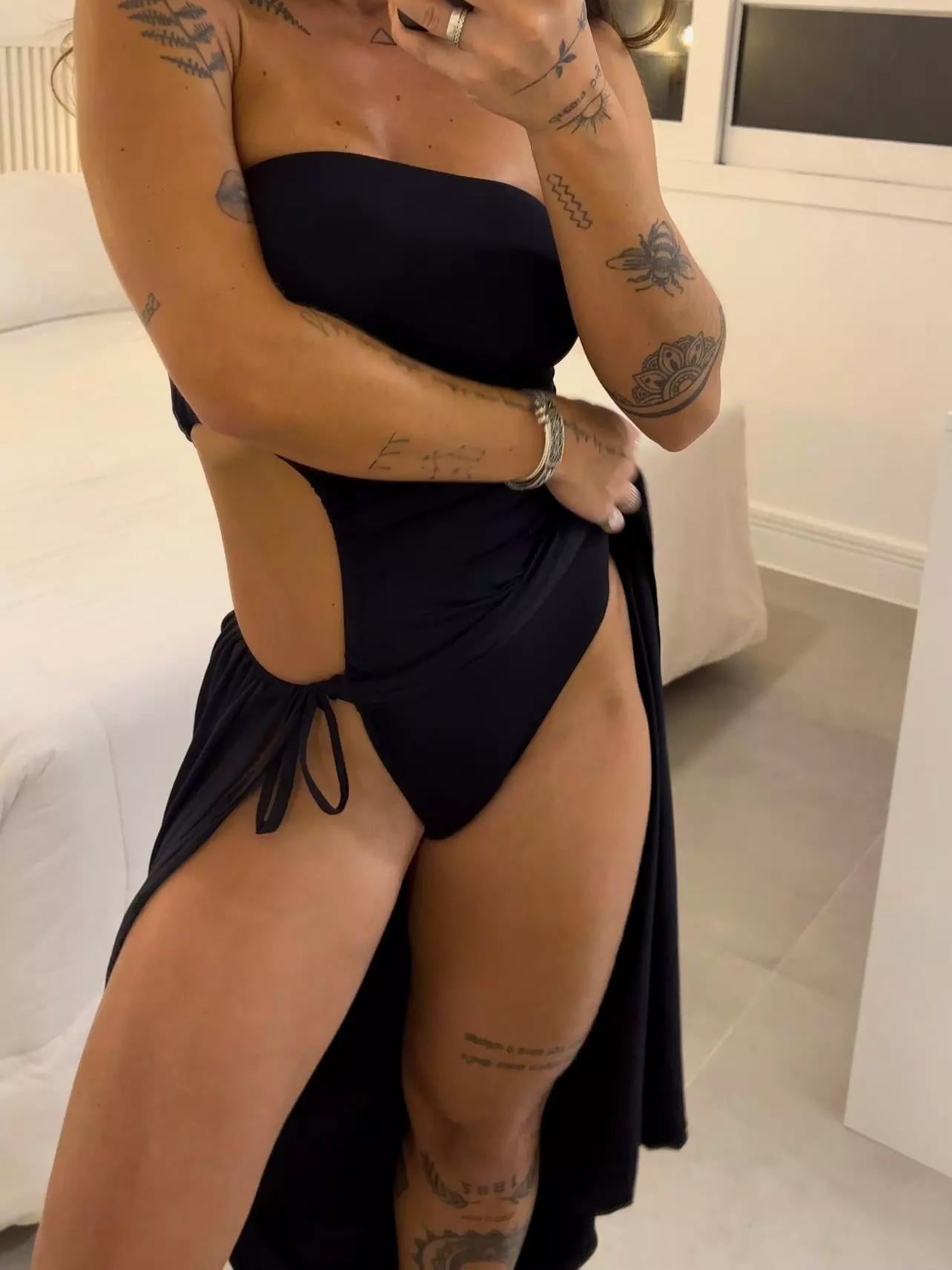 SERENZA | VESTIDO BANDEAU SEDUCCIÓN FLUIDA
