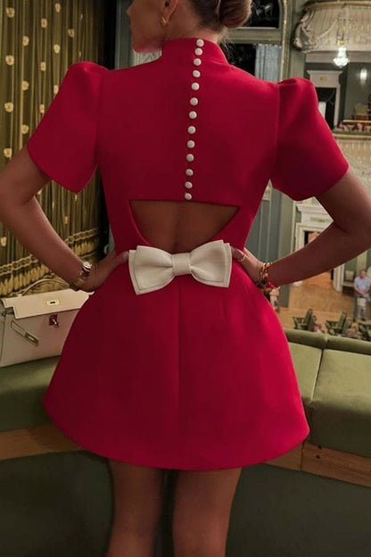 VESTIDO CORTO SWEET MOMENT | ESPALDA DESCUBIERTA Y LAZO DE SATÉN