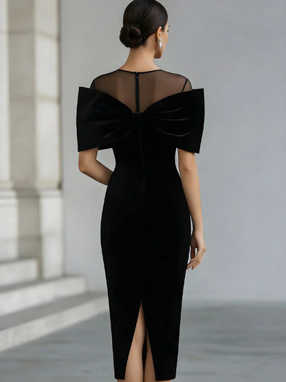 Regina – Vestido Midi de Terciopelo con Lazo