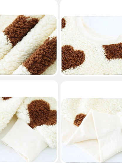 SUDADERA DE CORAZONES ABRIGADA