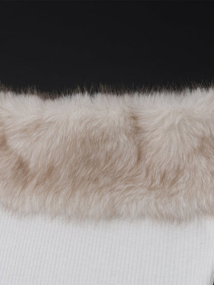 TOP ASIMÉTRICO CON HOMBRO DESCUBIERTO