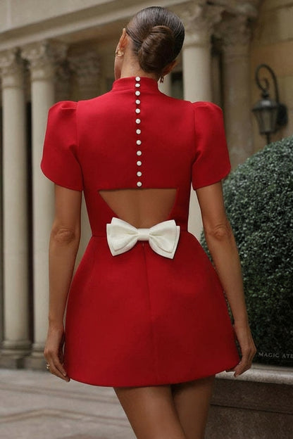 VESTIDO CORTO SWEET MOMENT | ESPALDA DESCUBIERTA Y LAZO DE SATÉN