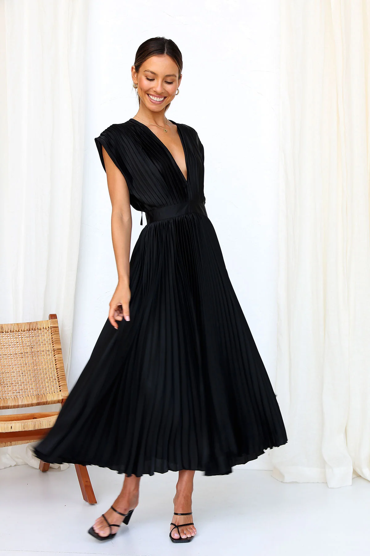 VESTIDO ÉCLYSIA | GLAMOUR ENVOLVENTE
