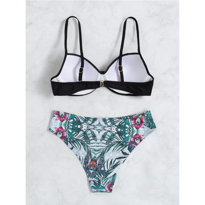 Tropical Temptation – Bikini tropical con diseño elegante y copa con aro