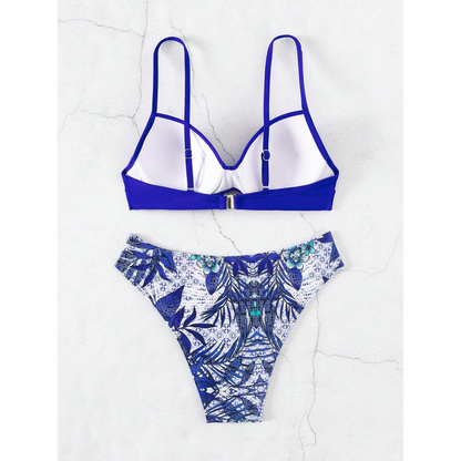 Tropical Temptation – Bikini tropical con diseño elegante y copa con aro