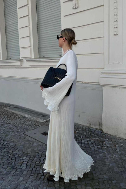 Marla – Vestido largo ajustado con volantes y espalda cruzada