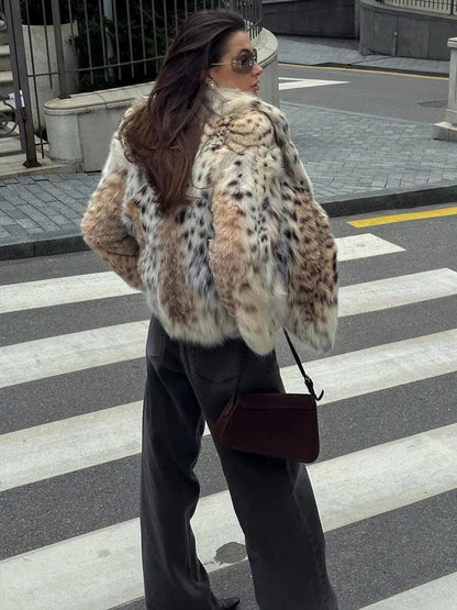 Velvet  – Chaqueta de pelo sintético con estampado felino