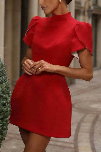 VESTIDO CORTO SWEET MOMENT | ESPALDA DESCUBIERTA Y LAZO DE SATÉN