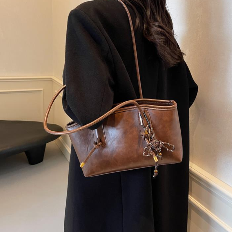 BOLSO VINTAGE + CHARM DE REGALO