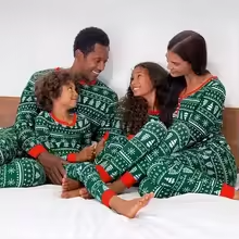 SET PIJAMA NAVIDEÑO GREEN EDITION