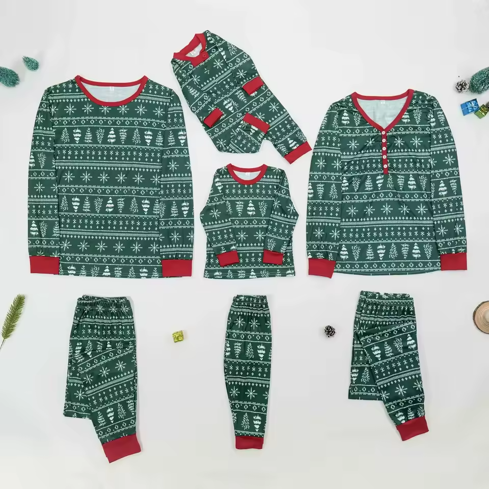 SET PIJAMA NAVIDEÑO GREEN EDITION