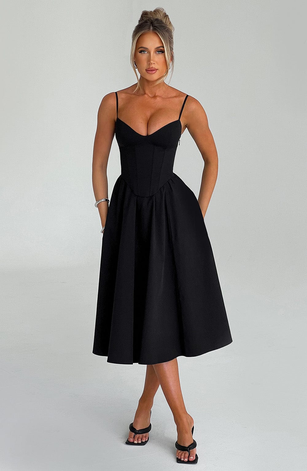 VESTIDO MAILEEN